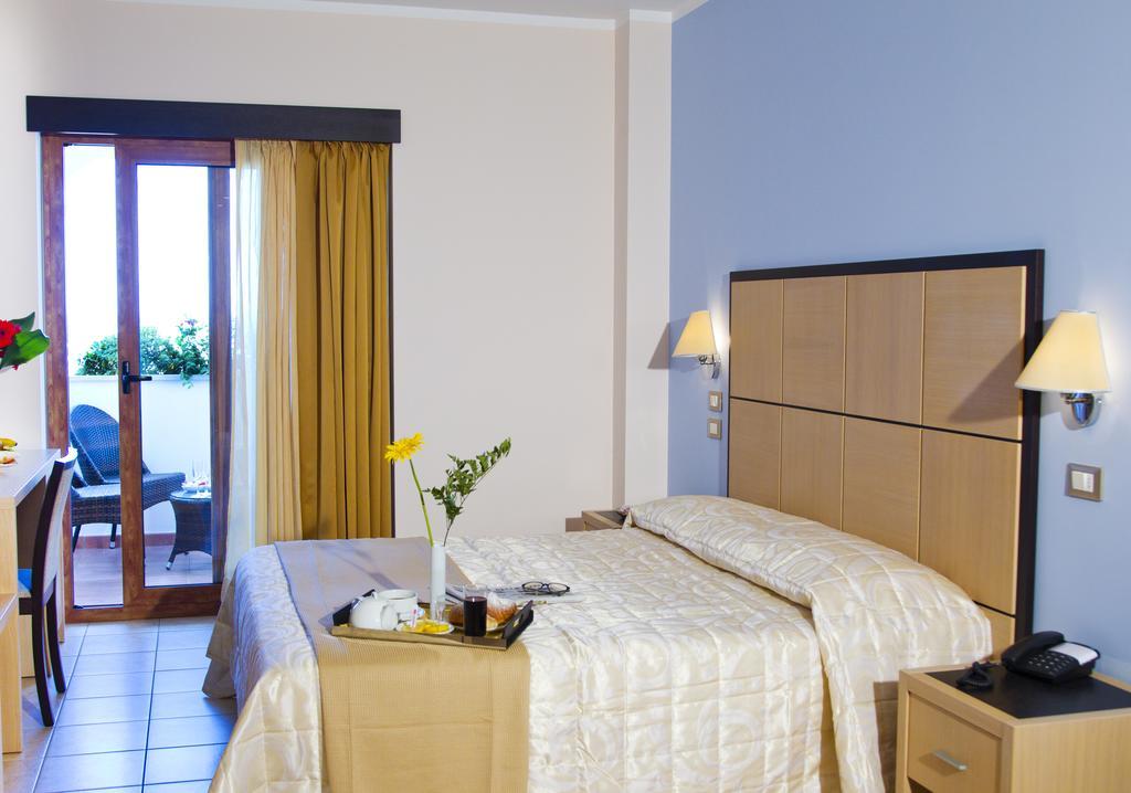 Forte Hotel Vieste Esterno foto