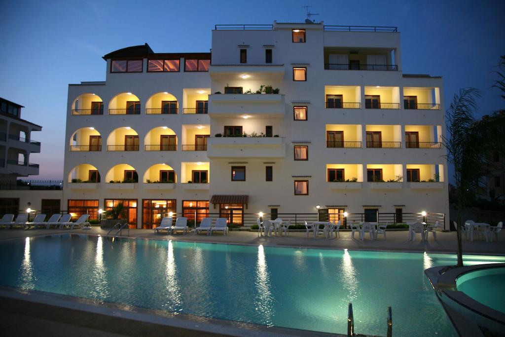 Forte Hotel Vieste Esterno foto