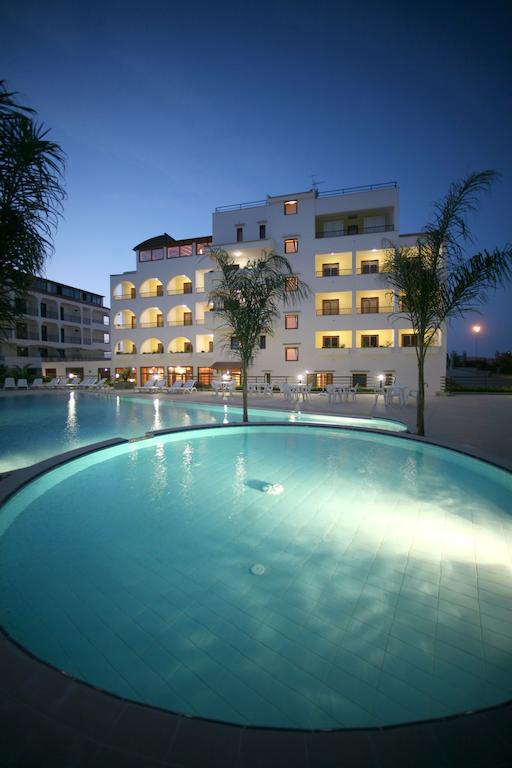 Forte Hotel Vieste Esterno foto
