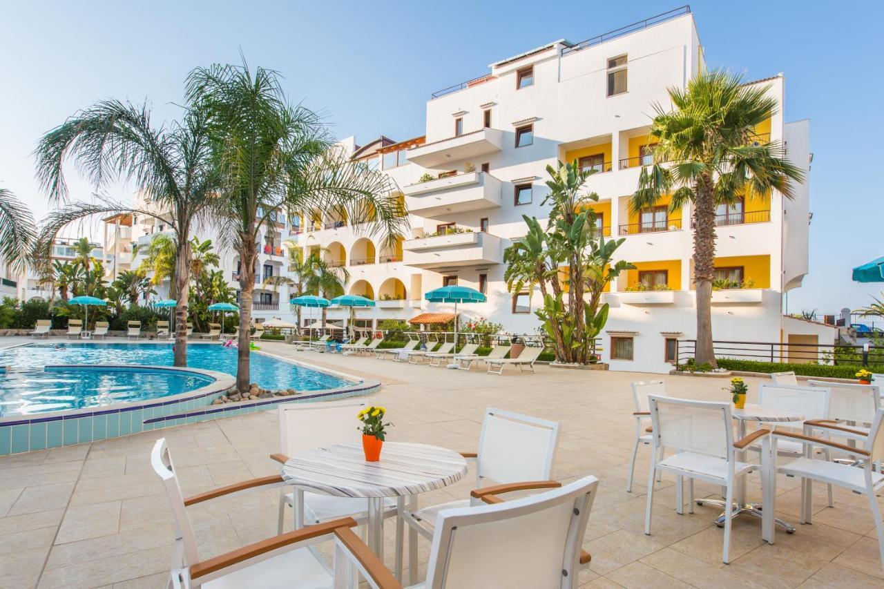 Forte Hotel Vieste Esterno foto